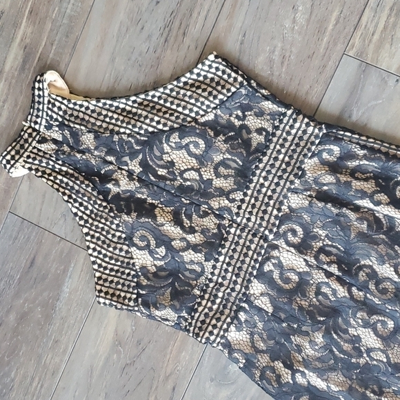 PrettyLittleThing Womens Lace Crochet High Halter Neck dress sz 8 - Picture 9 of 13